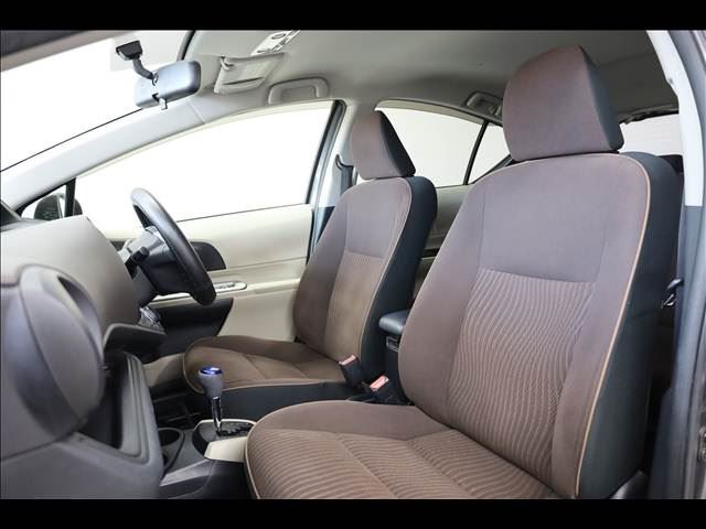 صورة مصغرة 18 لـ 2012 Toyota AQUA
