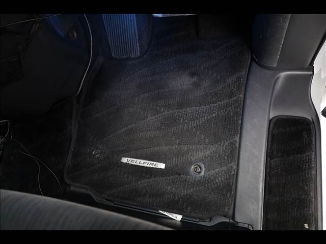 صورة مصغرة 15 لـ 2011 Toyota VELLFIRE