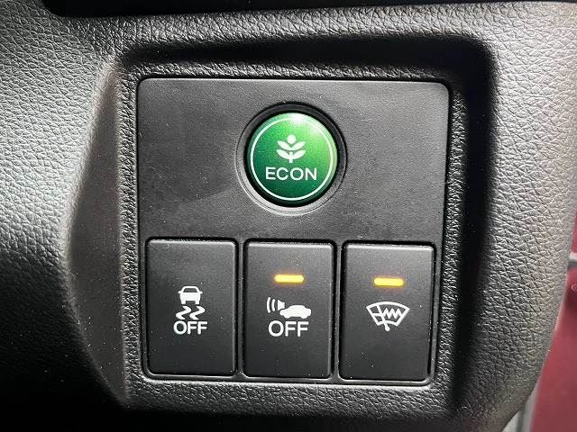 صورة 6 لـ 2014 Honda VEZEL