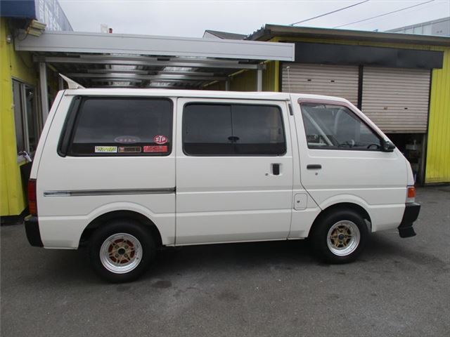 صورة 3 لـ 1991 Nissan VANETTE LARGO COACH