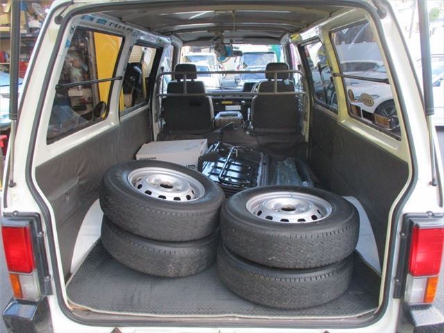 صورة مصغرة 23 لـ 1991 Nissan VANETTE LARGO COACH