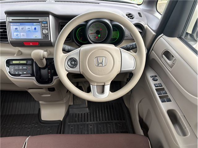 2012 Honda N-BOX+ 照片 10