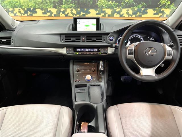 2011 Lexus CT — миниатюра 23