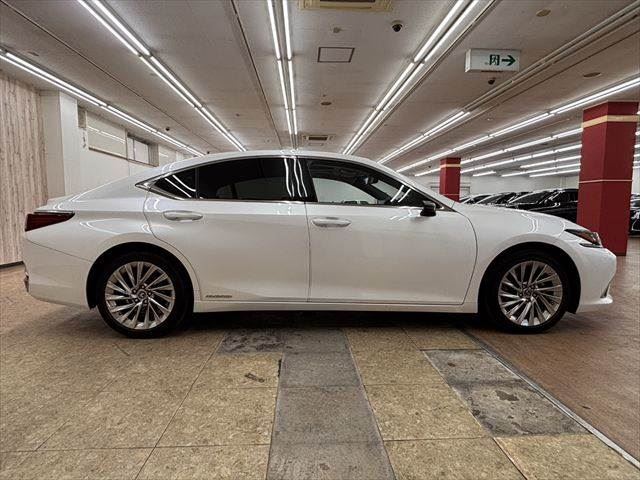 2020 Lexus ES thumbnail 16