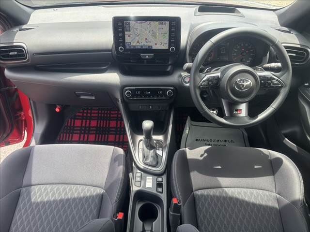 2021 Toyota GR YARIS — фото 3