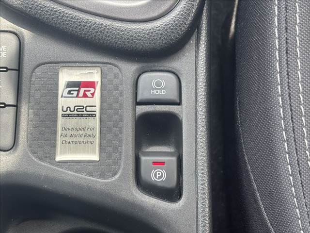 صورة مصغرة 47 لـ 2021 Toyota GR YARIS