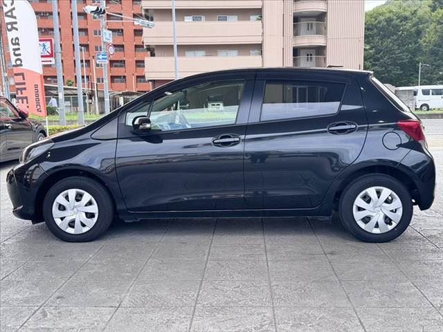 2016 Toyota VITZ thumbnail 12