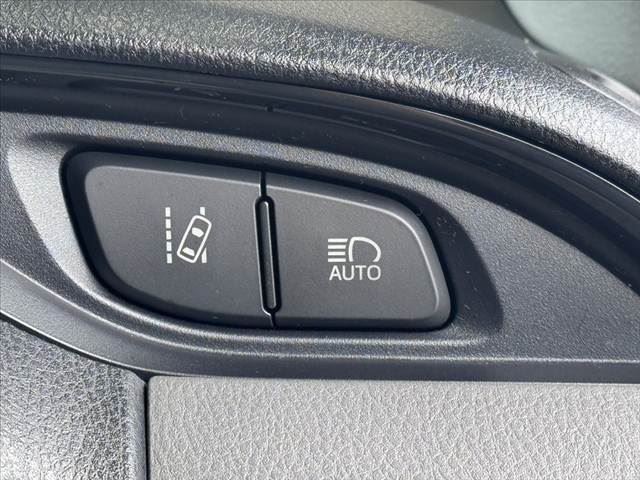 2016 Toyota VITZ thumbnail 31