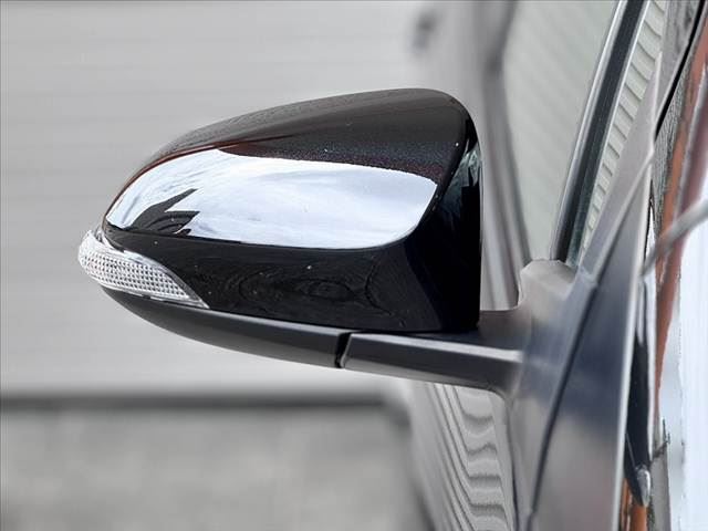 2016 Toyota VITZ thumbnail 33