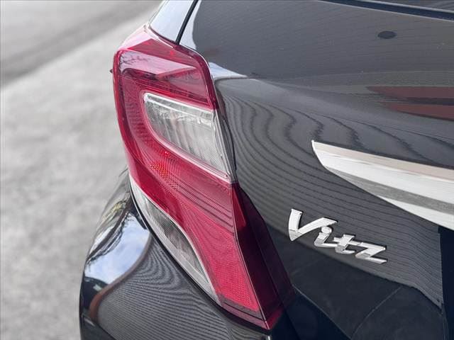 2016 Toyota VITZ thumbnail 37