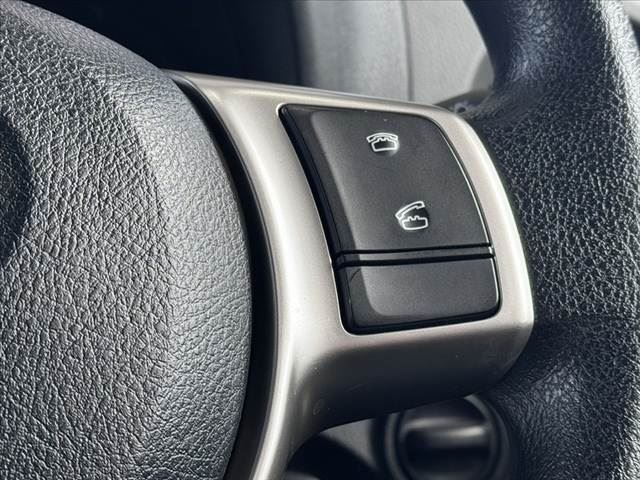 صورة 7 لـ 2016 Toyota VITZ