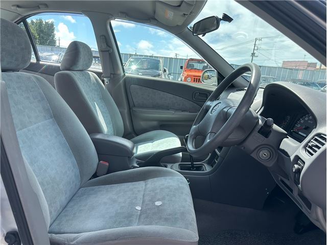 2001 Nissan SUNNY — миниатюра 13