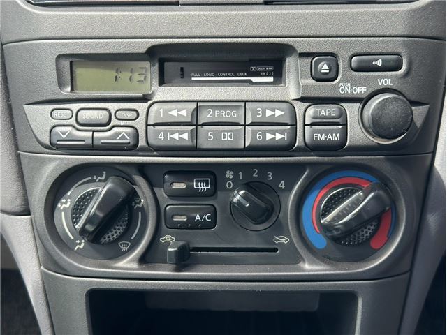 2001 Nissan SUNNY — миниатюра 21