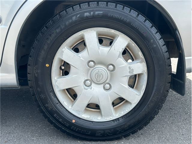 2001 Nissan SUNNY — миниатюра 39