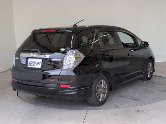 2011 Honda FIT SHUTTLE HYBRID — фото 2