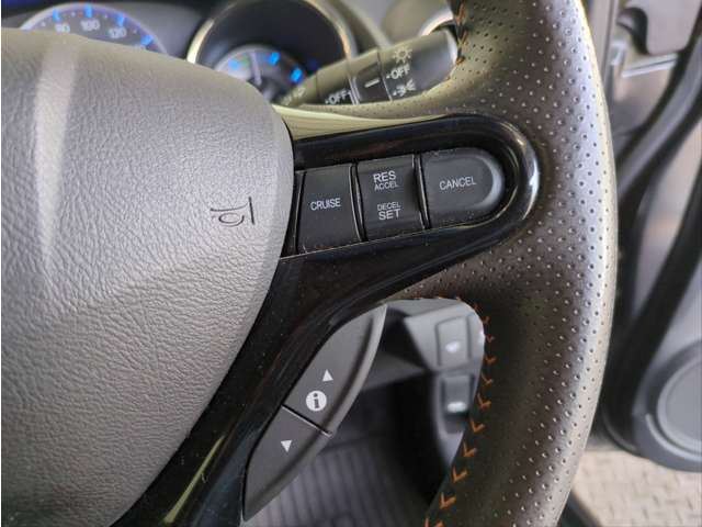 2011 Honda FIT SHUTTLE HYBRID — миниатюра 23