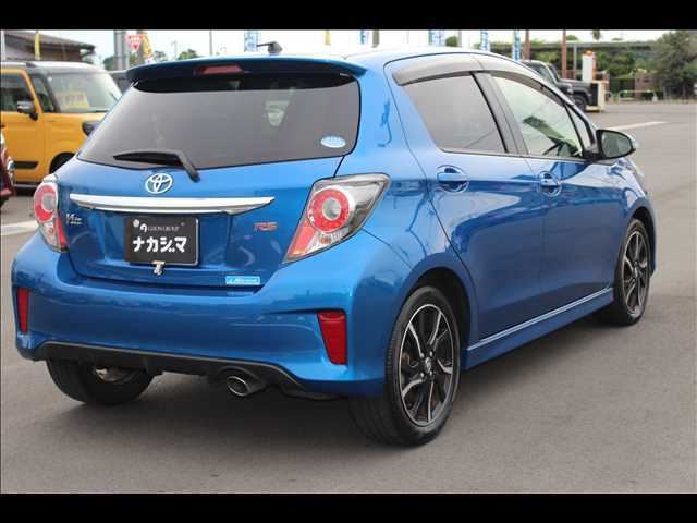 صورة 2 لـ 2016 Toyota VITZ