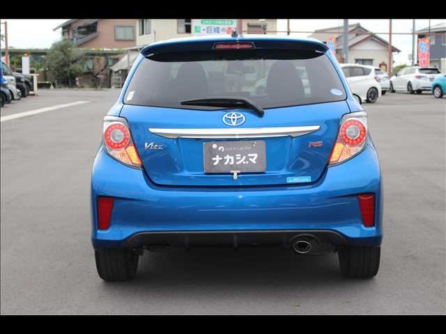 2016 Toyota VITZ 缩略图 17