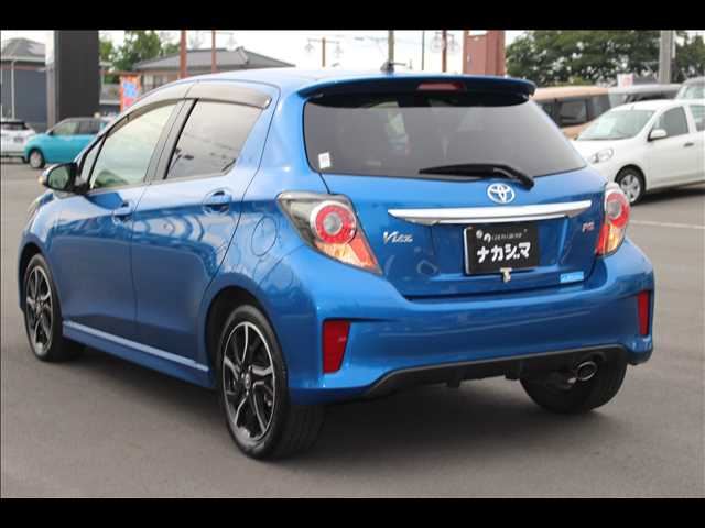 2016 Toyota VITZ 缩略图 18