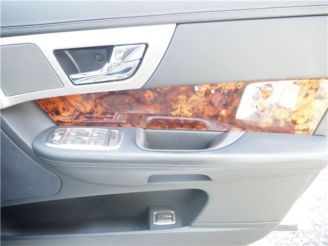 صورة مصغرة 23 لـ 2008 Jaguar XF