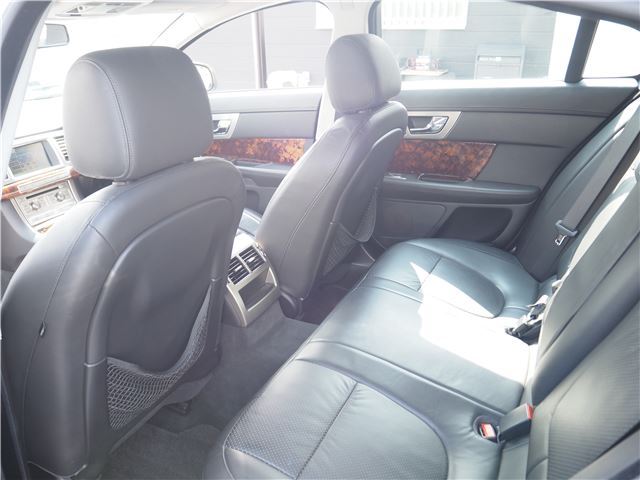 صورة مصغرة 39 لـ 2008 Jaguar XF