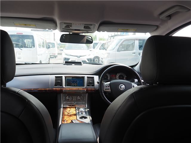 صورة مصغرة 44 لـ 2008 Jaguar XF