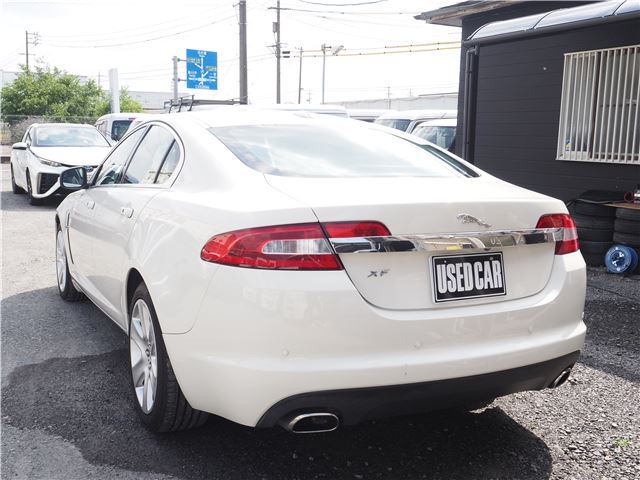 صورة 9 لـ 2008 Jaguar XF