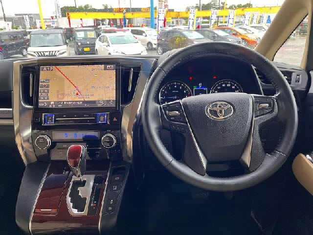 2015 Toyota VELLFIRE photo 2