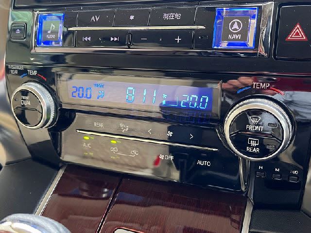صورة مصغرة 16 لـ 2015 Toyota VELLFIRE