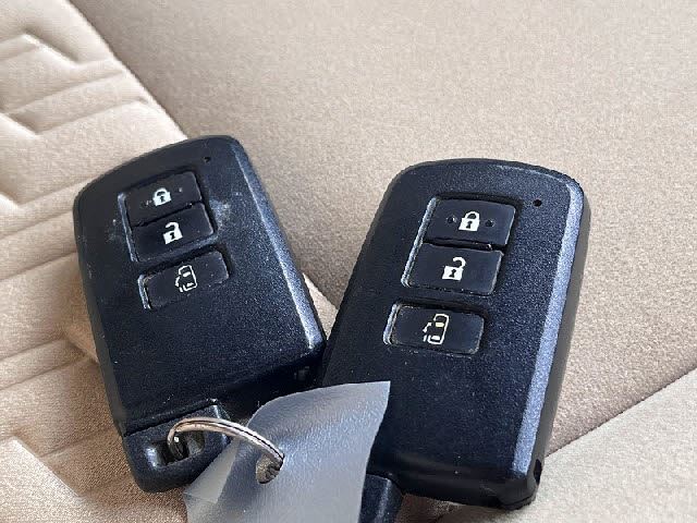 صورة مصغرة 17 لـ 2015 Toyota VELLFIRE