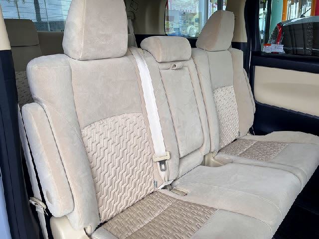 2015 Toyota VELLFIRE photo 4