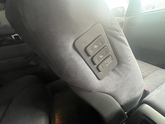 صورة مصغرة 17 لـ 1996 Nissan CIMA
