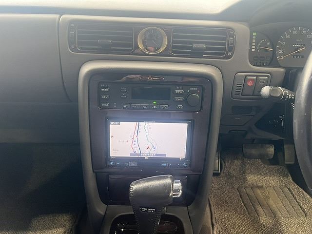 صورة مصغرة 20 لـ 1996 Nissan CIMA