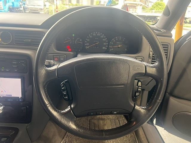 صورة مصغرة 22 لـ 1996 Nissan CIMA