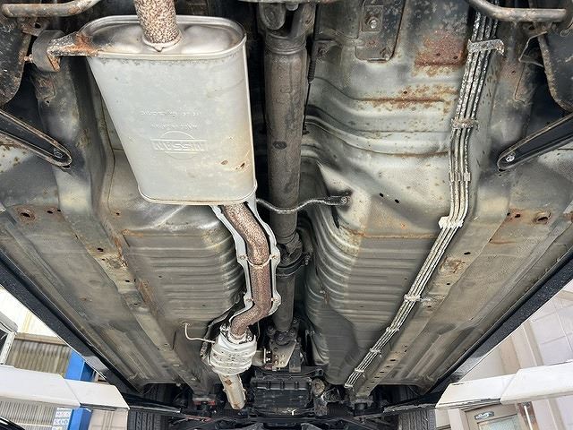 صورة مصغرة 33 لـ 1996 Nissan CIMA