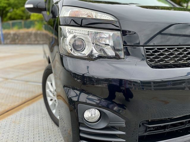 2011 Toyota VOXY thumbnail 25