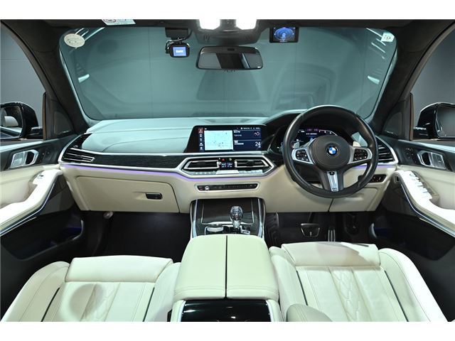 2020 BMW X7 缩略图 12