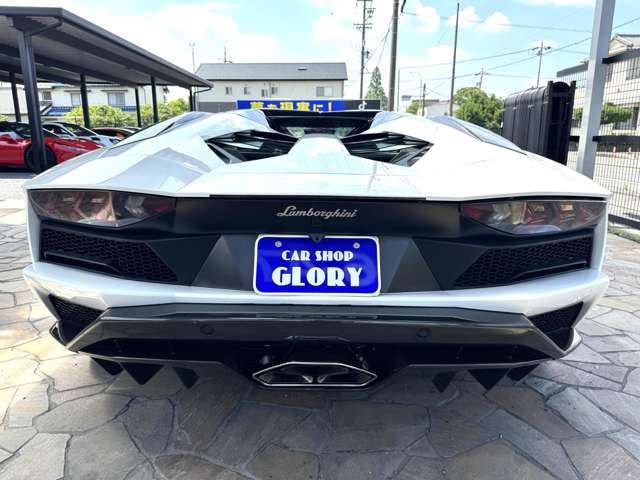 صورة 3 لـ 2018 Lamborghini AVENTADOR ROADSTER