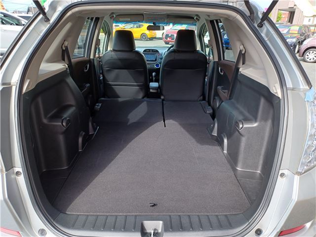 2011 Honda FIT SHUTTLE HYBRID thumbnail 32