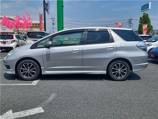 2011 Honda FIT SHUTTLE HYBRID — фото 8