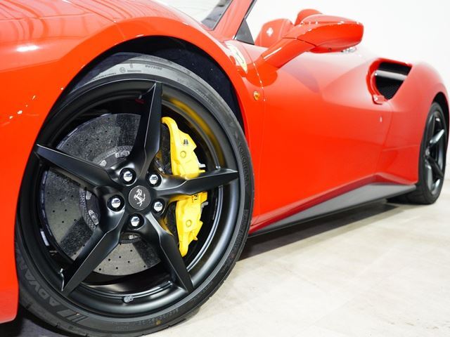 2019 Ferrari 488 GTB 缩略图 11