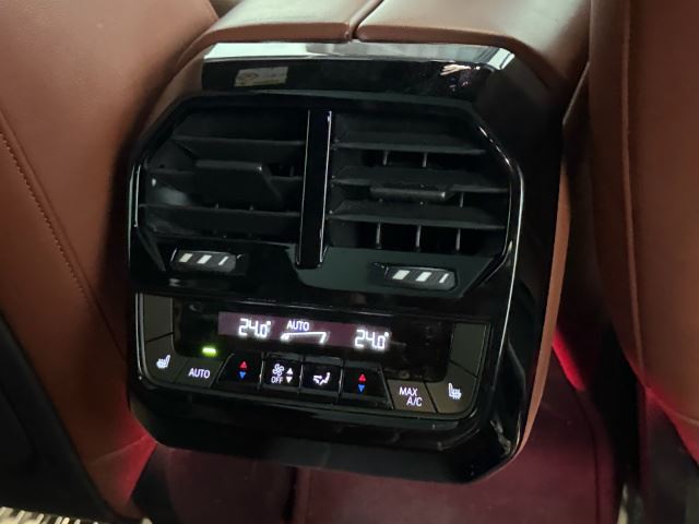 2022 BMW IX 缩略图 40