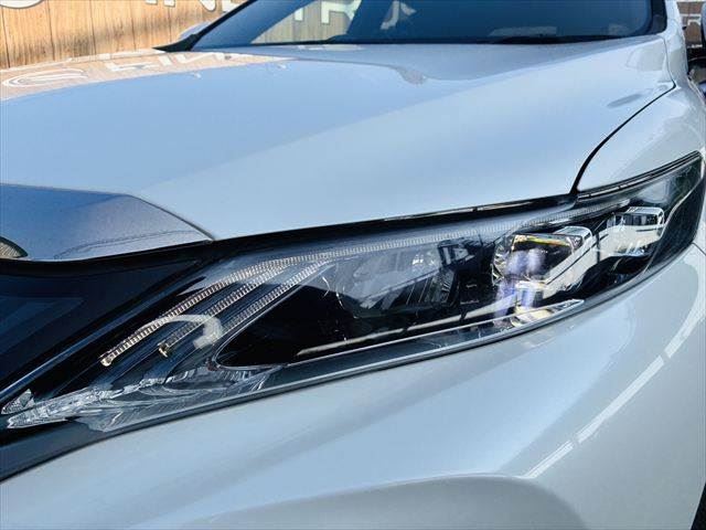 2016 Toyota HARRIER thumbnail 12