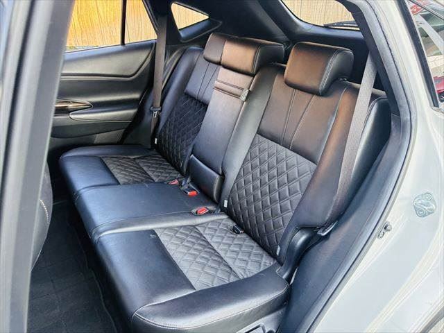 2016 Toyota HARRIER thumbnail 34
