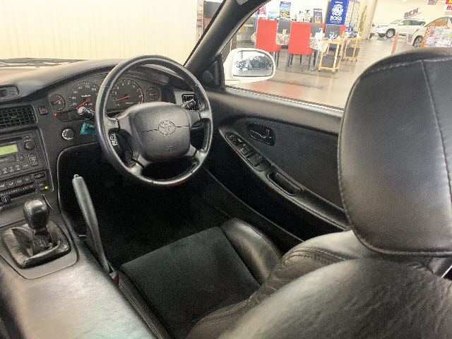 1997 Toyota MR2 — миниатюра 13