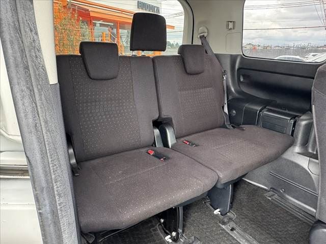 صورة مصغرة 21 لـ 2014 Toyota VOXY