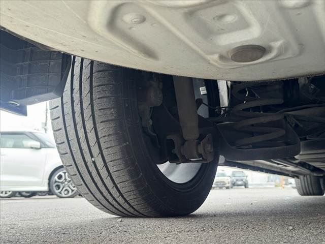 صورة مصغرة 46 لـ 2014 Toyota VOXY