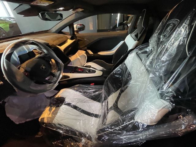 صورة مصغرة 15 لـ 2026 Lamborghini TEMERARIO