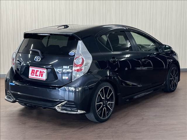 صورة 5 لـ 2014 Toyota AQUA
