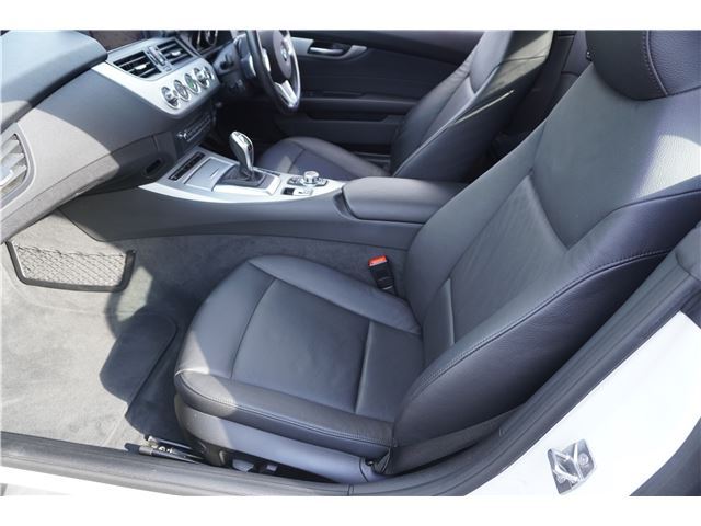 2009 BMW Z4 — миниатюра 14